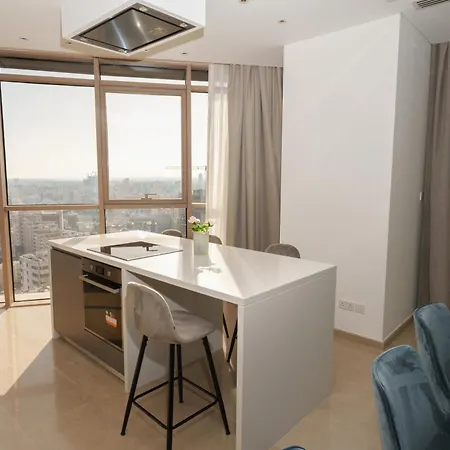 Wealthystays 360 Luxury Apartment Nikosia