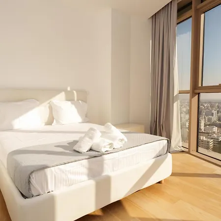 360 Skyhigh Luxury Residence *