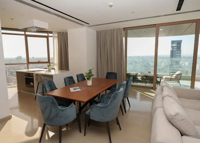 Wealthystays 360 Luxury Appartement *