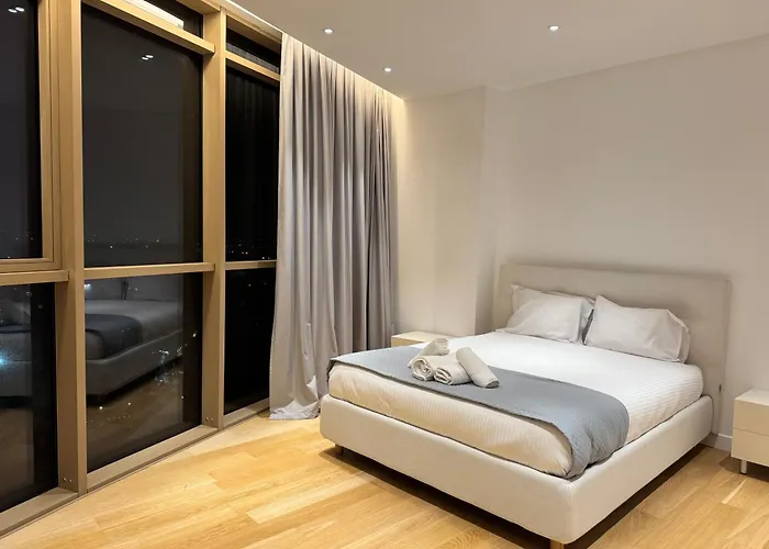 Wealthystays 360 Luxury