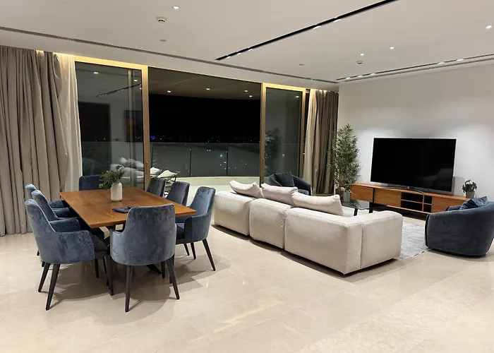 Wealthystays 360 Luxury Appartement *