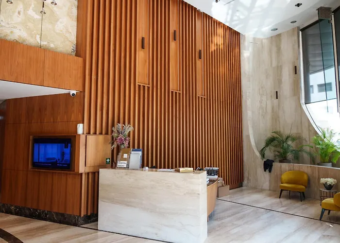 Wealthystays 360 Luxury *