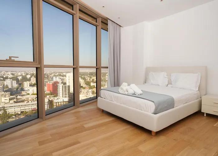 Wealthystays 360 Luxury Lägenhet *