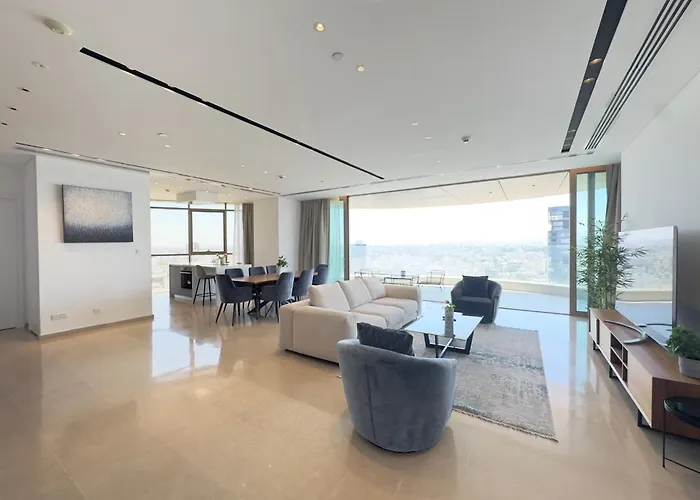 Wealthystays 360 Luxury * Nicosia